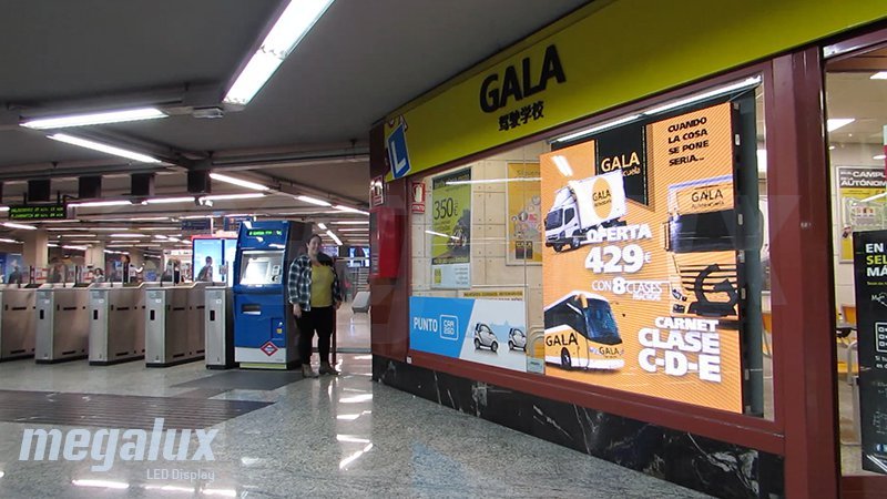 La estación Puerta del Sol de Madrid estrena pantalla LED publicitaria de Megalux