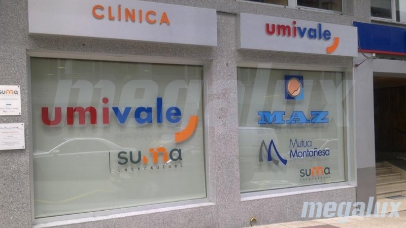 Megalux alumbra las clínicas Umivale con la última tecnología en LED